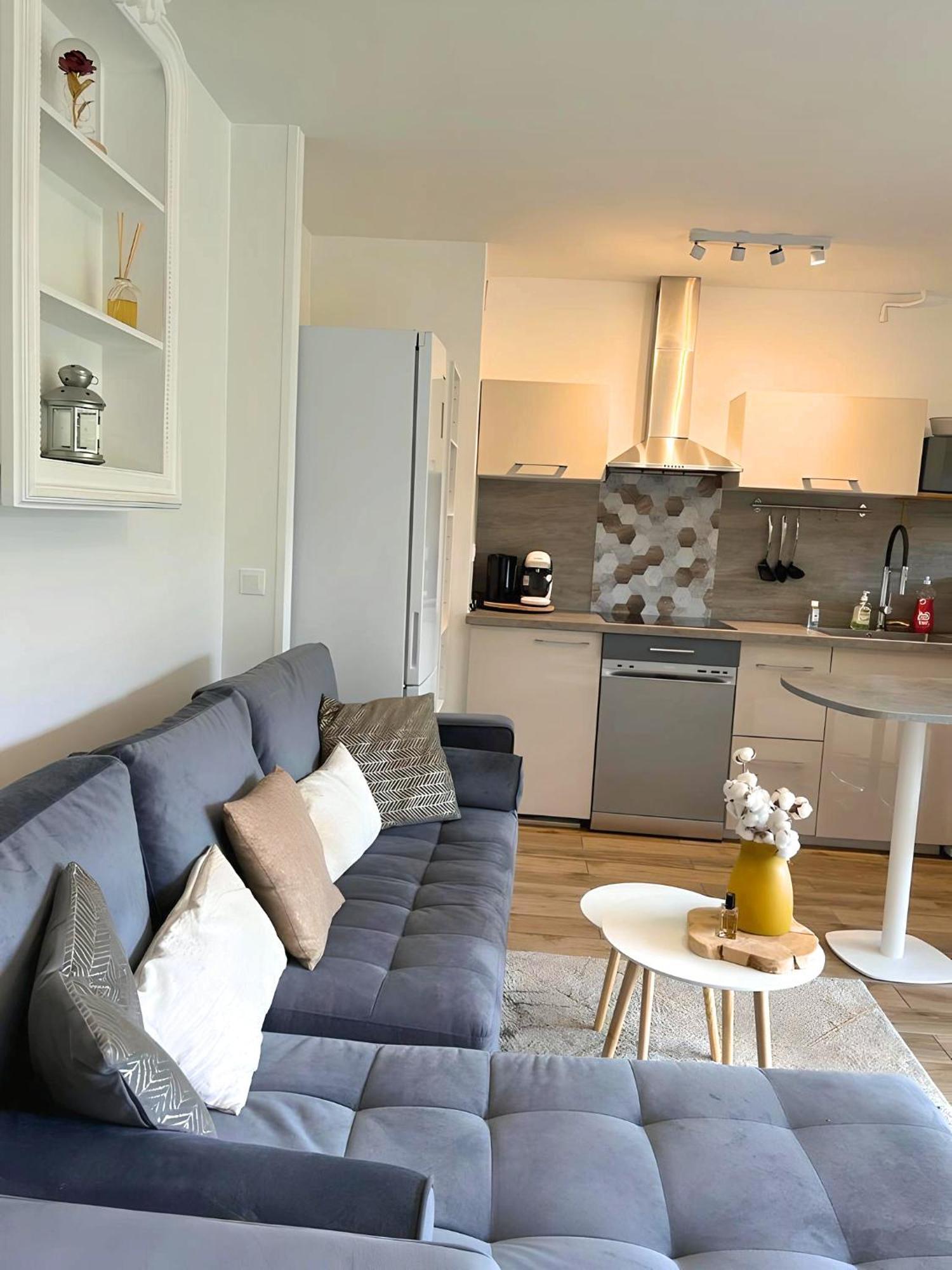 Appartement Avec Jardin Prive - 2 A 4 Voyageur Chaville Exterior foto
